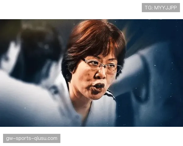 郎平教练居然买了那种“地摊”牌羽毛球拍，网友炸锅了！