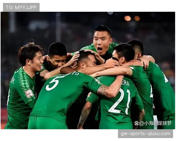 国安新赛季备战启动阵容调整，锋线组合磨合成型展现训练成果
